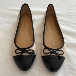 Women’s Banana Republic Ballet Flats - size 6